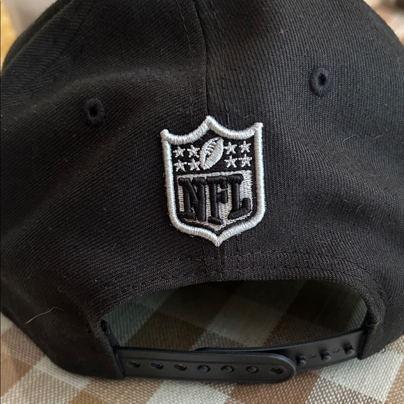 NFL Black and White Raiders Cap - Picture 2 of 4